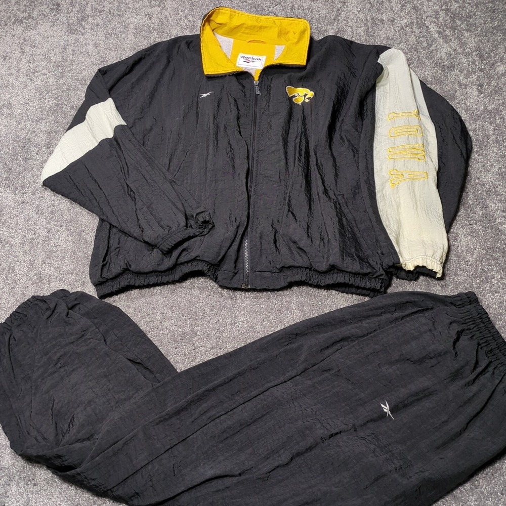 Vtg Reebok Track Suit University Of Iowa Hawkeyes Mens 2XL Black Caitlin Clark